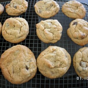 peanut butter dark choc cookies 1