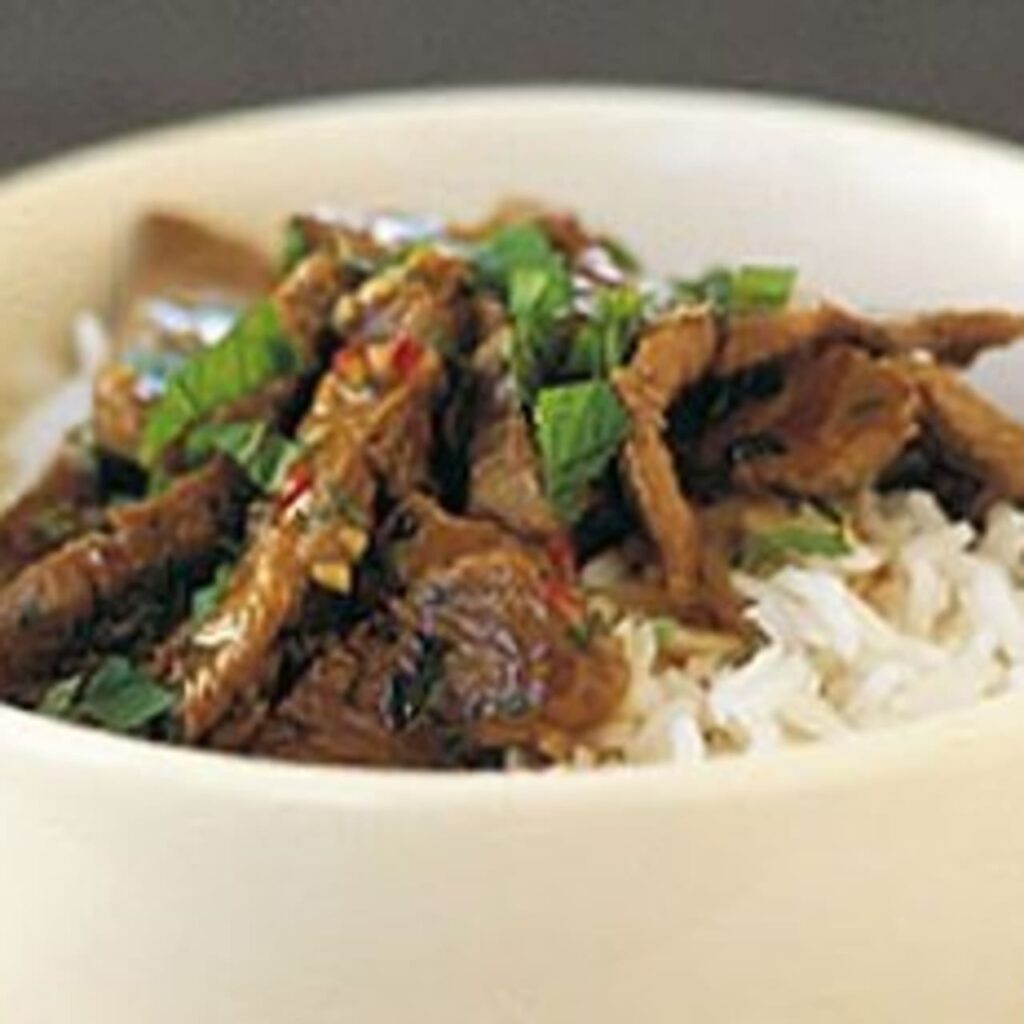 Stir Fry Lamb with Chili and Mint