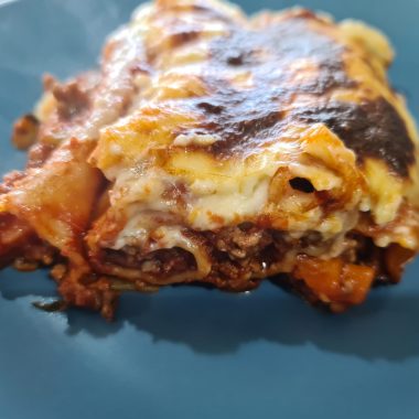 cannelloni with silverbeet and white sauce