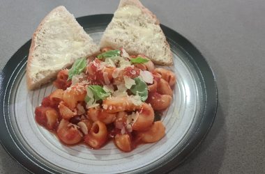 pasta with beef sausage and tomato
