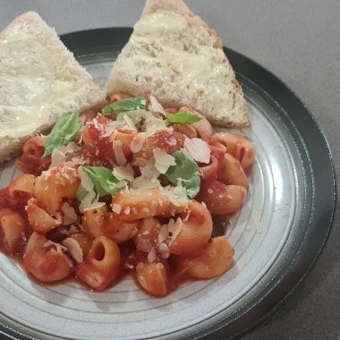 pasta with beef sausage and tomato